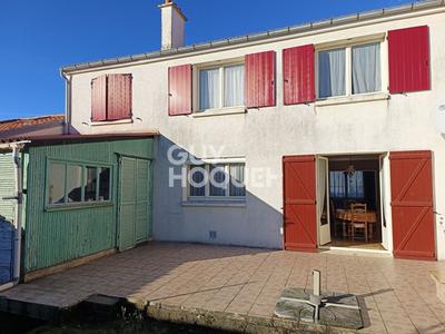 Maison - 110 m² - 6 pièces