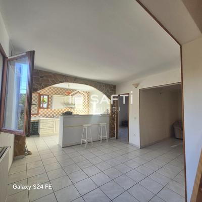 Maison - 100 m² - 5 pièces