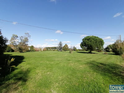 Maison - 285 m² - 9 pièces