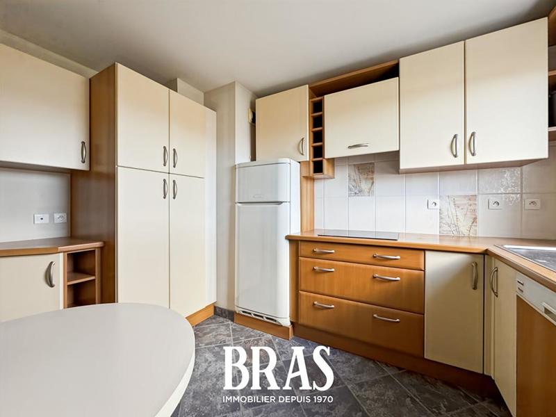 Appartement - 75 m² - 4 pièces