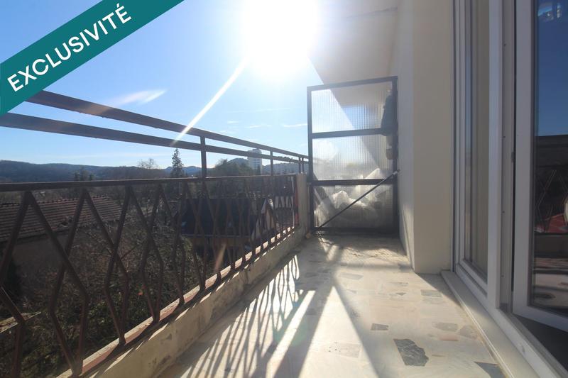 Appartement - 94 m² - 4 pièces