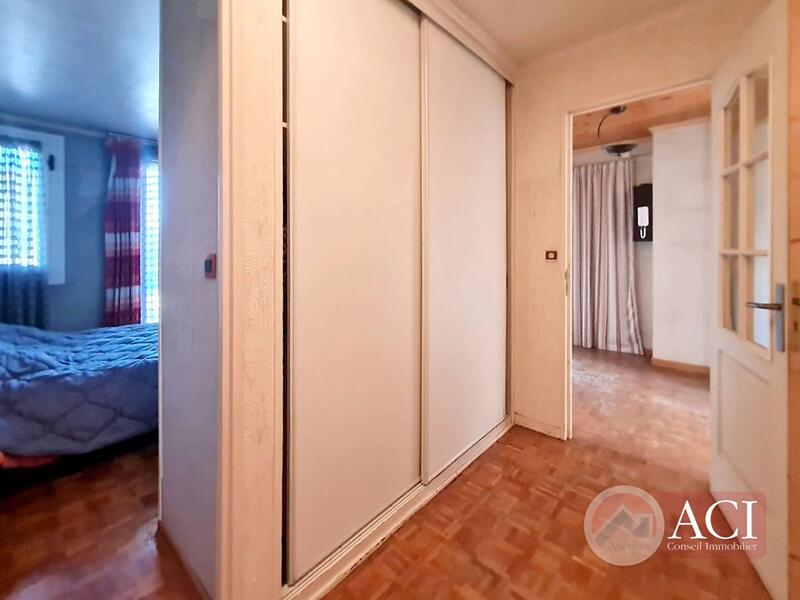 Appartement - 77 m² - 4 pièces
