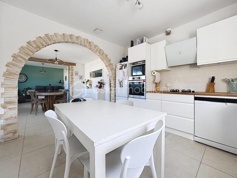 Maison - 140 m² - 6 pièces