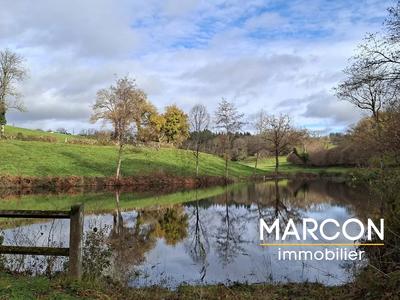 Maison - 212 m² - 8 pièces