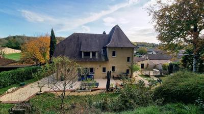 Maison - 186 m² - 6 pièces