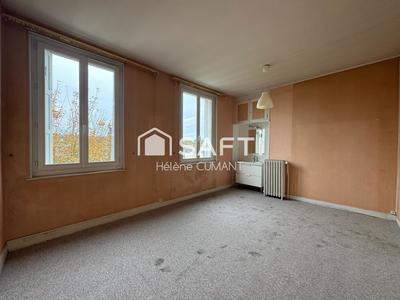 Maison - 174 m² - 9 pièces