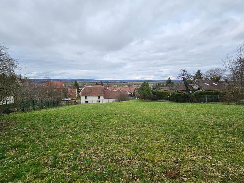 Terrain constructible - 1 780 m²