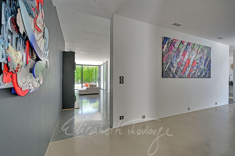 Maison d'architecte - 350 m² - 8 pièces