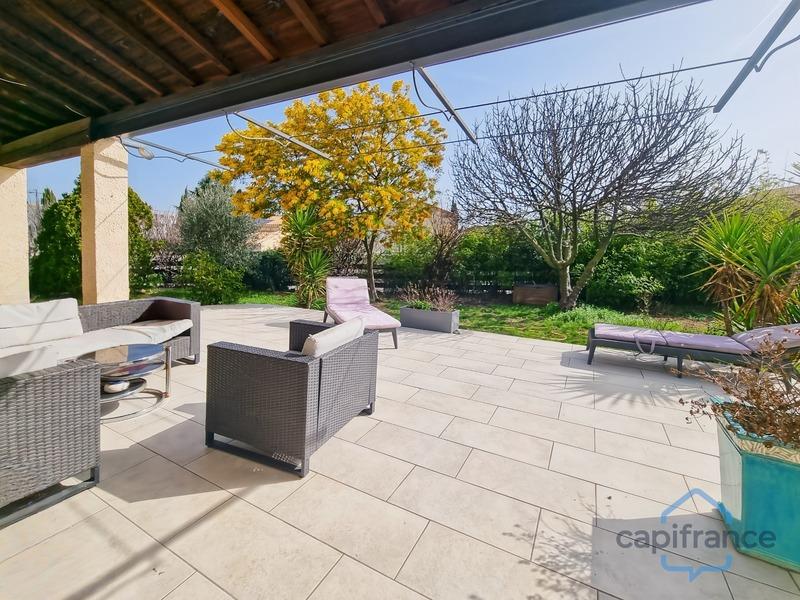 Maison - 110 m² - 4 pièces