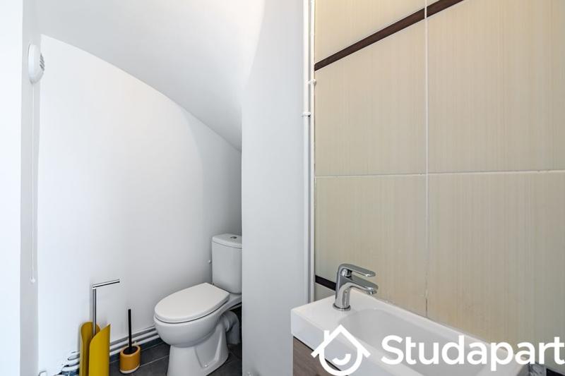 Chambre - 192 m² - 1 pièce