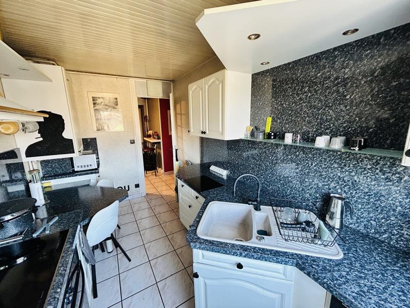 Appartement - 94 m² - 4 pièces