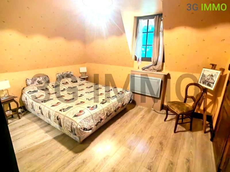 Maison - 170 m² - 6 pièces