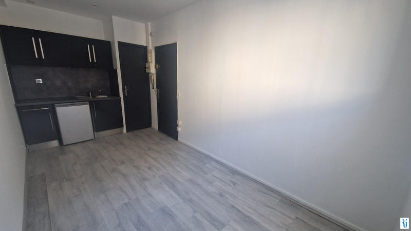 Appartement - 15 m² - 1 pièce