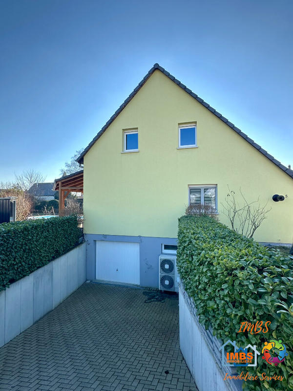 Maison - 95 m² - 4 pièces