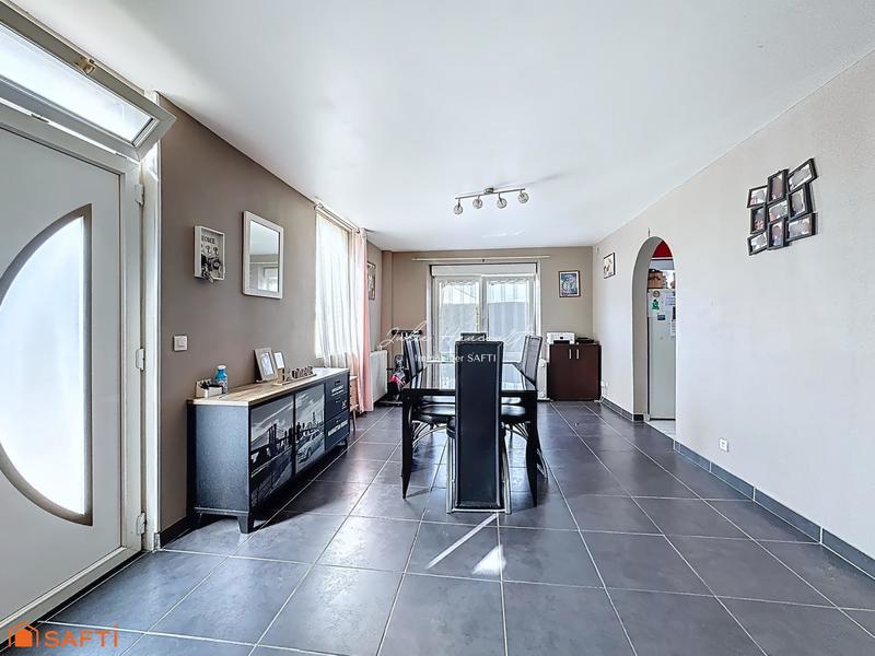 Maison - 137 m² - 5 pièces