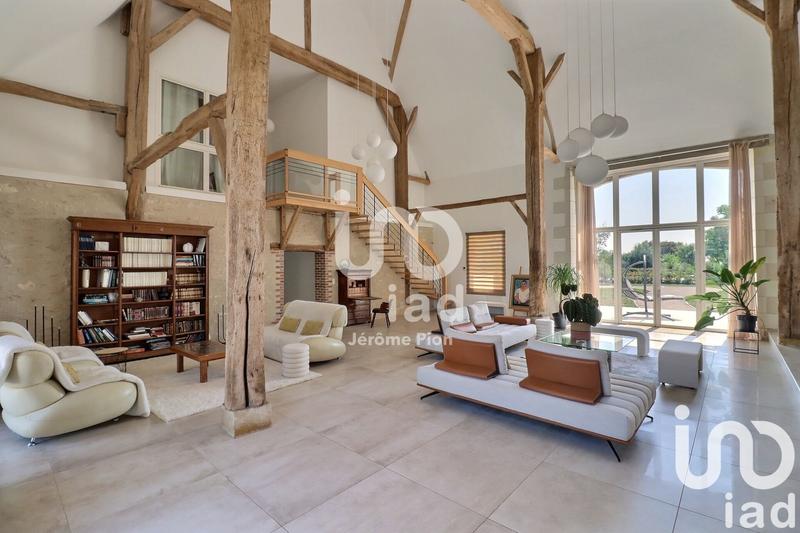 Maison - 470 m² - 10 pièces