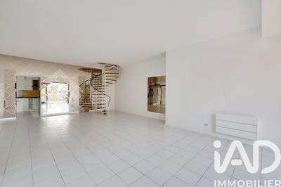 Appartement - 102 m² - 4 pièces