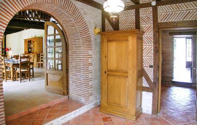 Maison - 680 m² - 20 pièces