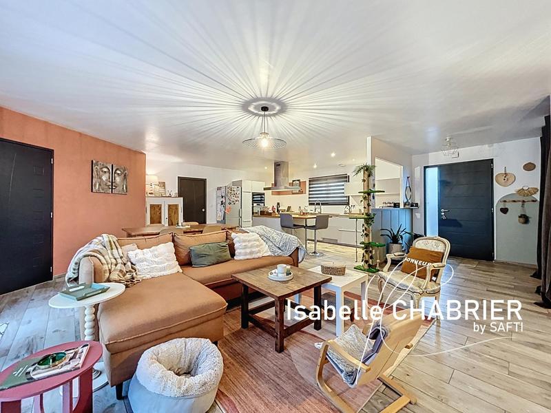 Maison - 139 m² - 5 pièces