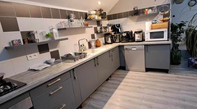 Maison - 200 m² - 7 pièces