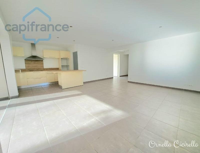 Maison - 111 m² - 4 pièces