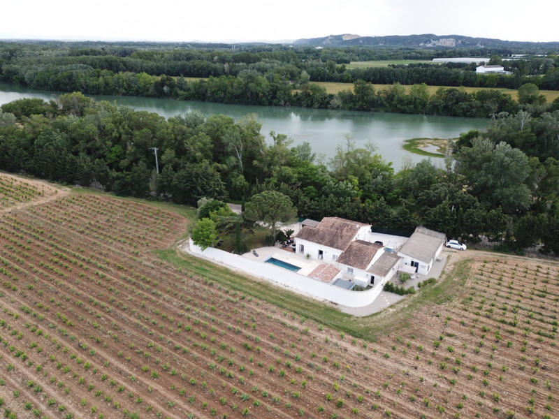 Maison - 305 m² - 10 pièces