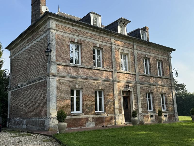 Maison ancienne - 211 m² - 7 pièces