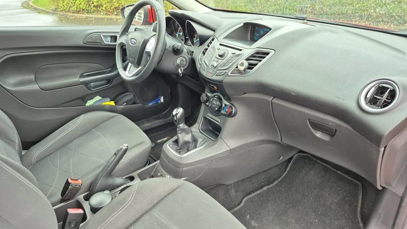 Ford Fiesta V 1.0 EcoBoost 100 Trend - Entretien constructeur