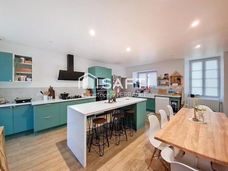 Maison - 145 m² - 7 pièces