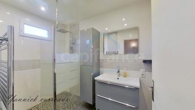 Maison - 122 m² - 5 pièces