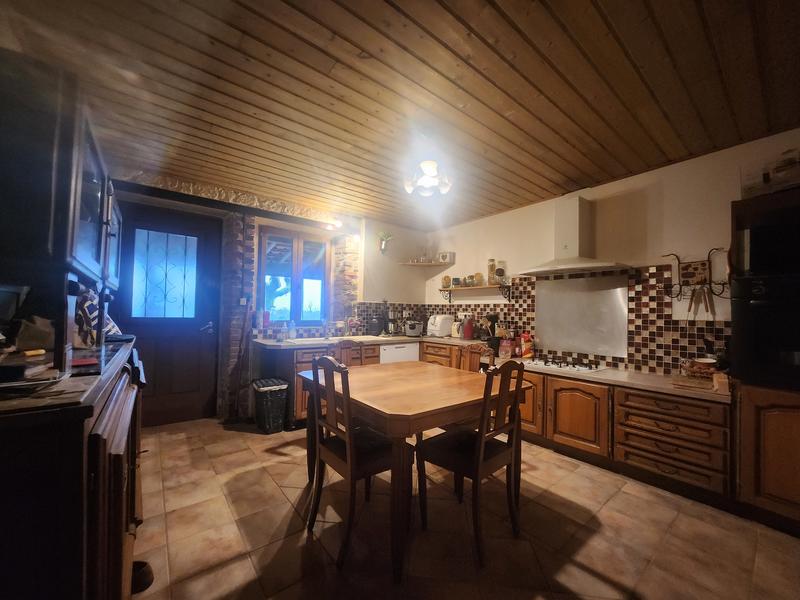 Maison - 170 m² - 7 pièces