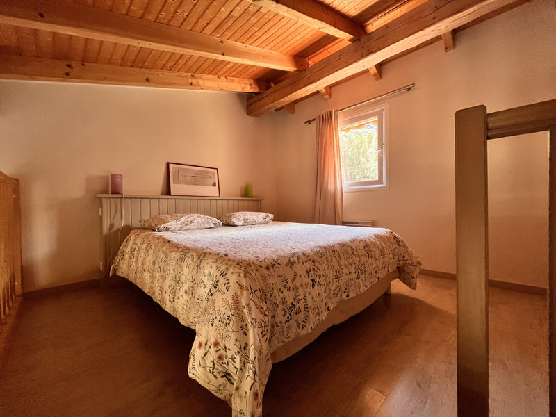 Maison - 260 m² - 8 pièces