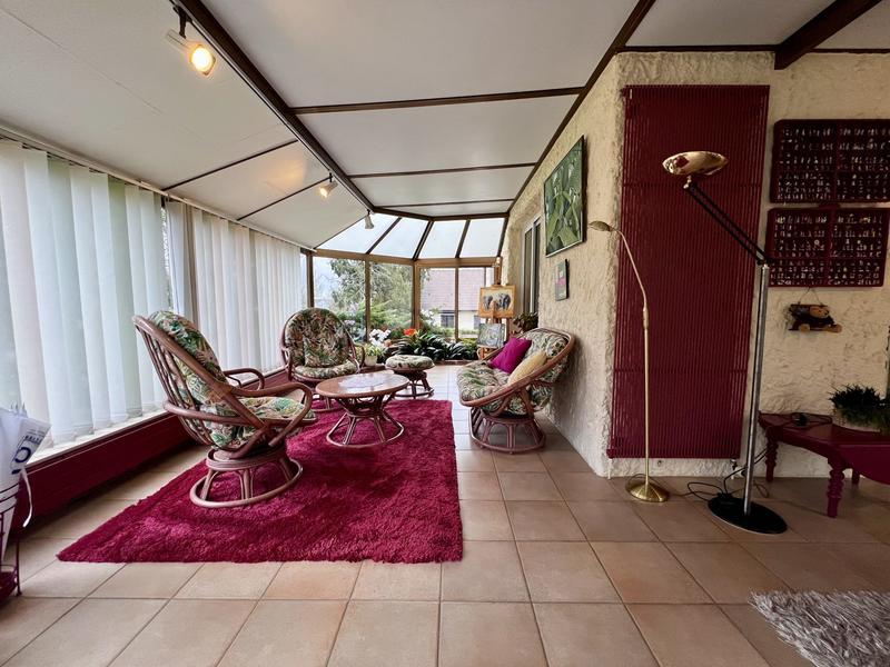 Maison traditionnelle - 175 m² - 8 pièces