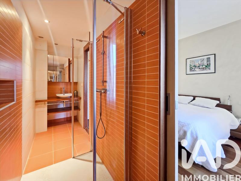 Appartement - 204 m² - 6 pièces