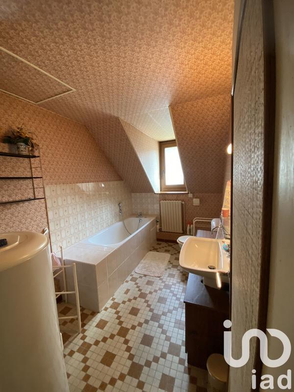 Maison - 212 m² - 8 pièces