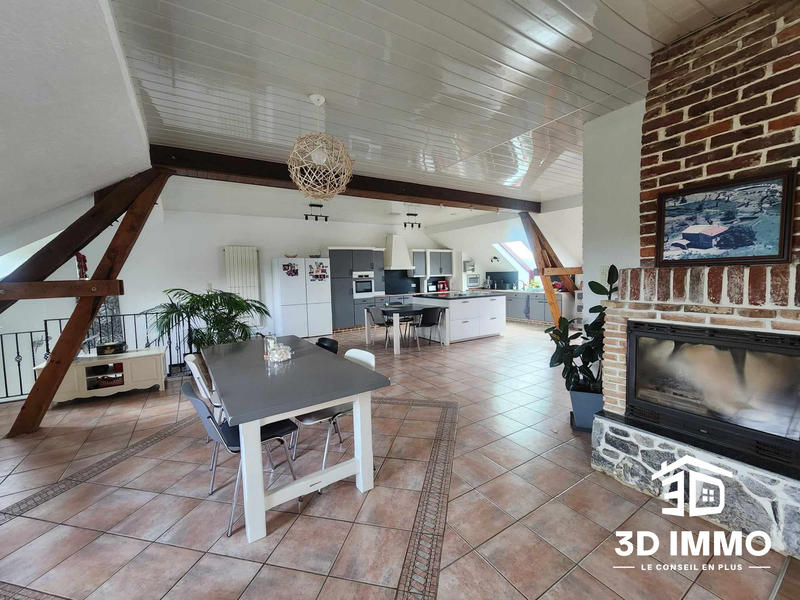 Maison - 400 m² - 7 pièces