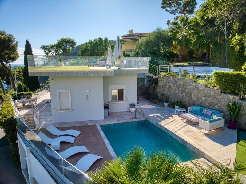 Villa - 220 m² - 5 pièces