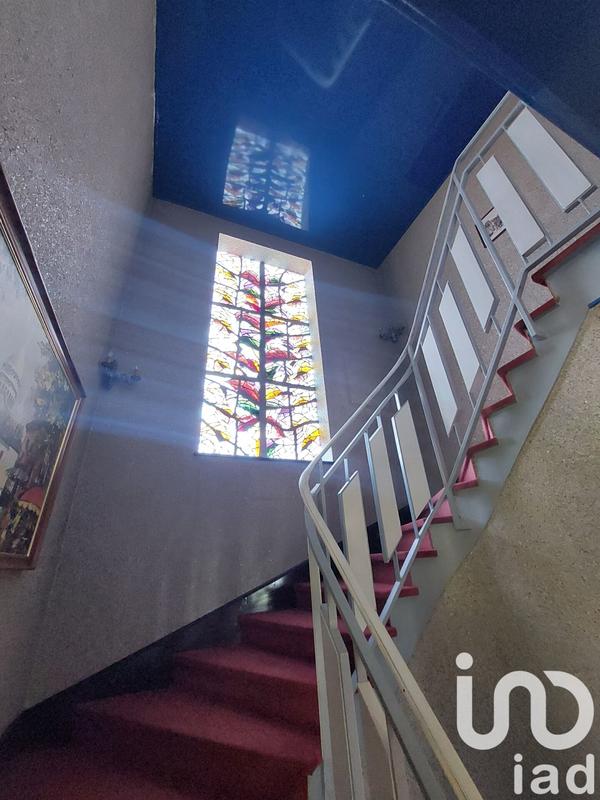 Maison - 290 m² - 8 pièces