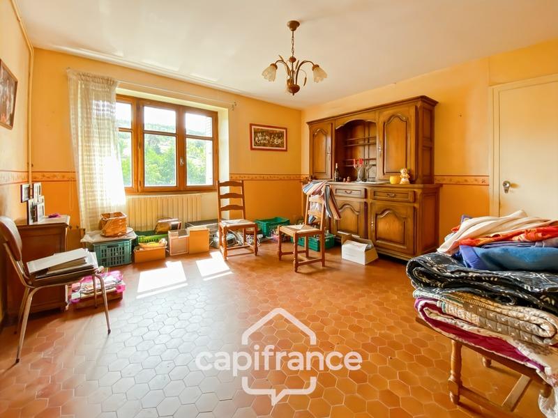 Maison - 120 m² - 7 pièces