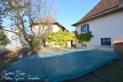 Maison ancienne - 200 m² - 7 pièces