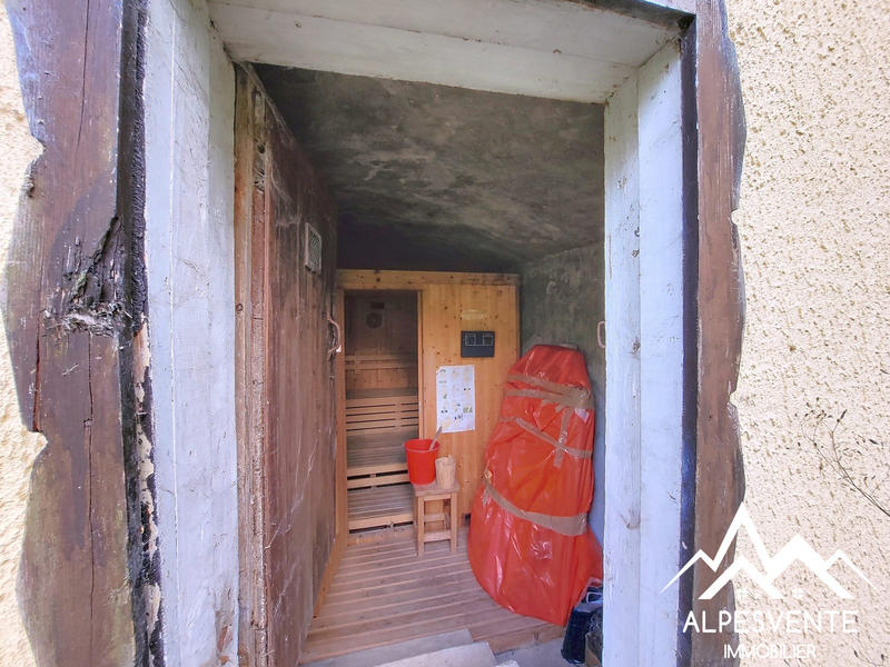 Ferme - 93 m² - 8 pièces