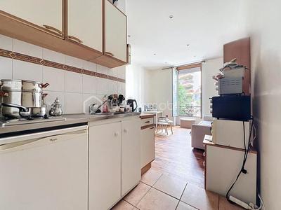 Studio - 66 m² - 3 pièces