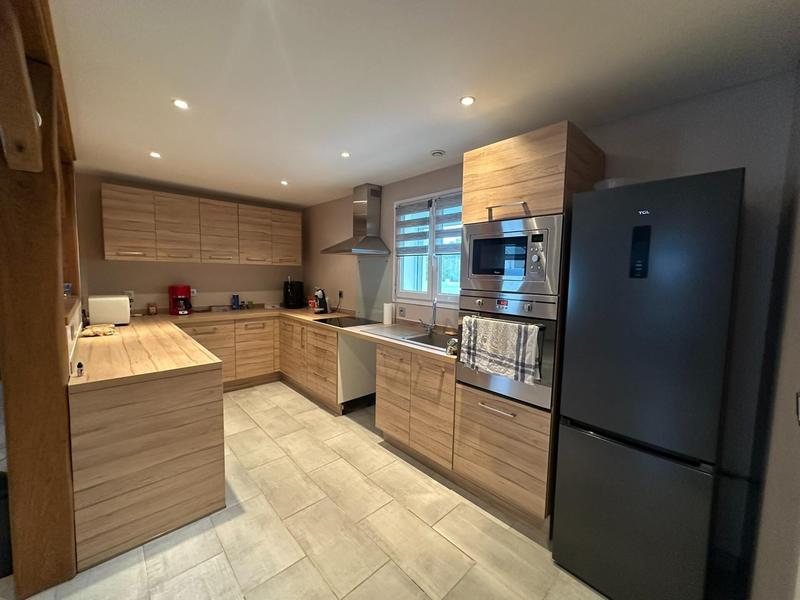 Maison - 137 m² - 4 pièces