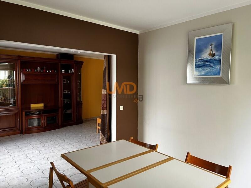 Appartement - 80 m² - 3 pièces