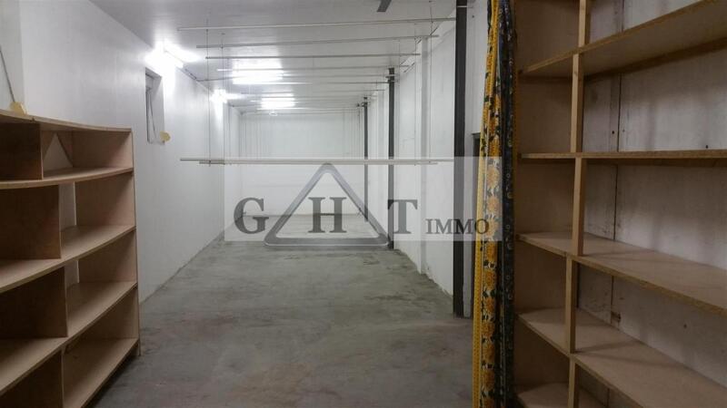 Entrepôt - 2 746 m²