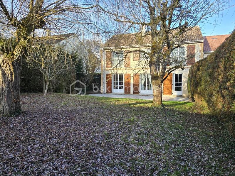 Maison - 110 m² - 6 pièces