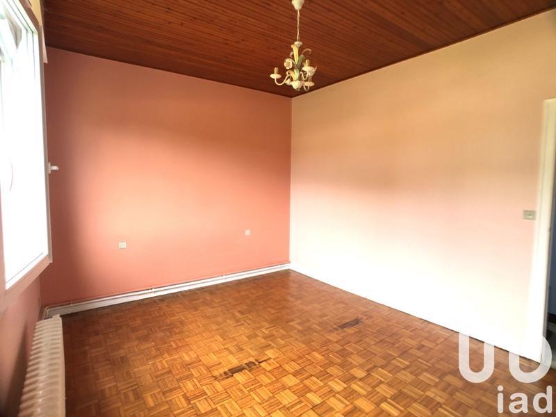 Maison - 186 m² - 9 pièces