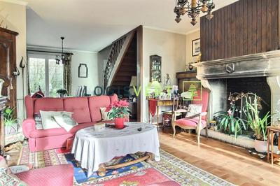 Maison - 142 m² - 7 pièces