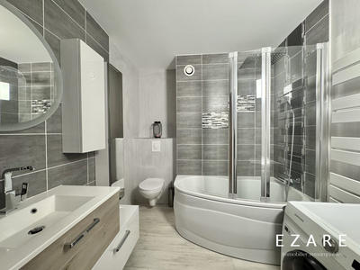 Appartement - 92 m² - 5 pièces