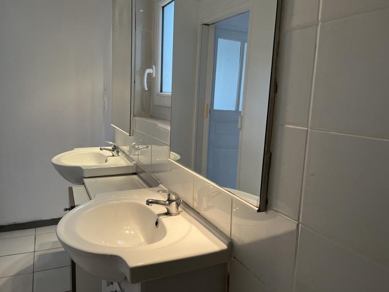 Maison - 89 m² - 7 pièces